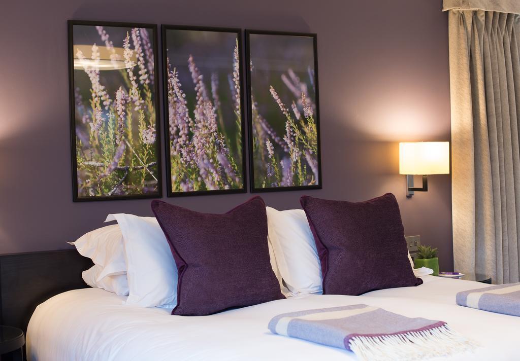 Hogarths Stone Manor Hotel