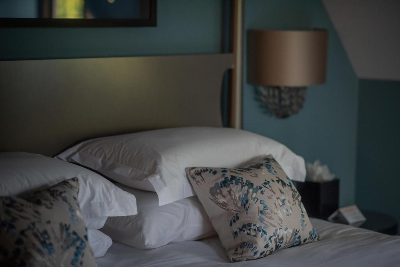 Hogarths Stone Manor 4*